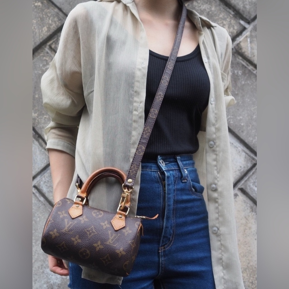 🔥💯Authentic LOuis Vuitton Mini Speedy🔥 - Picture 16 of 16